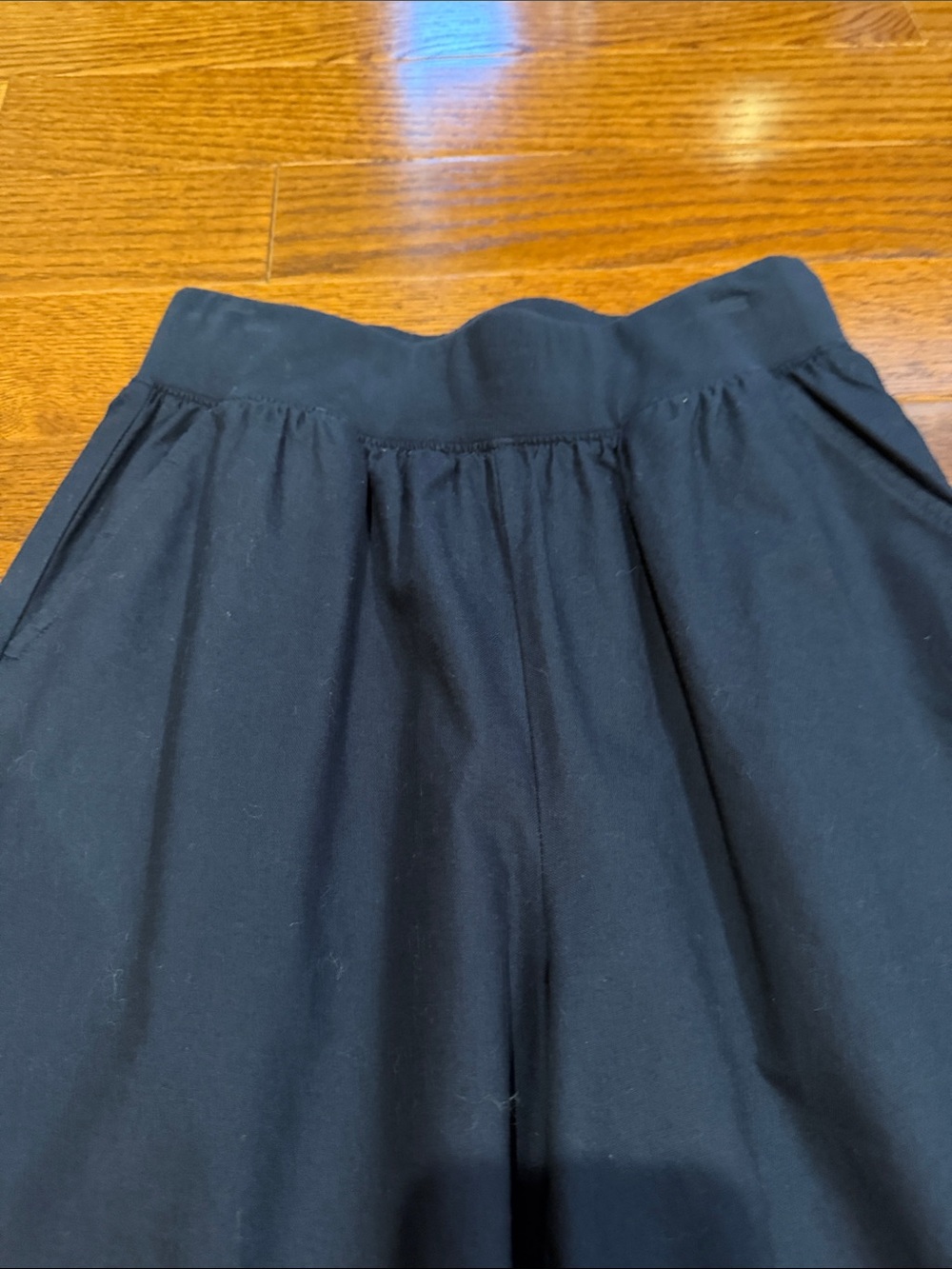 Navy Wide-Leg Ruffle Hem Pants - Picture 3 of 12